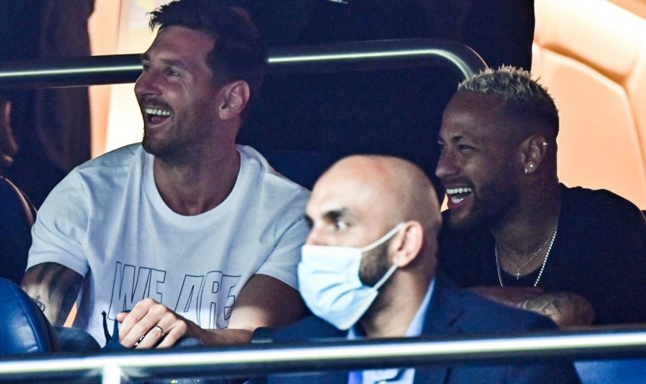 并在最后两 并在最后两